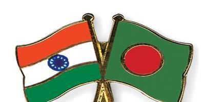 India bangladesh Flags20170414150326_l